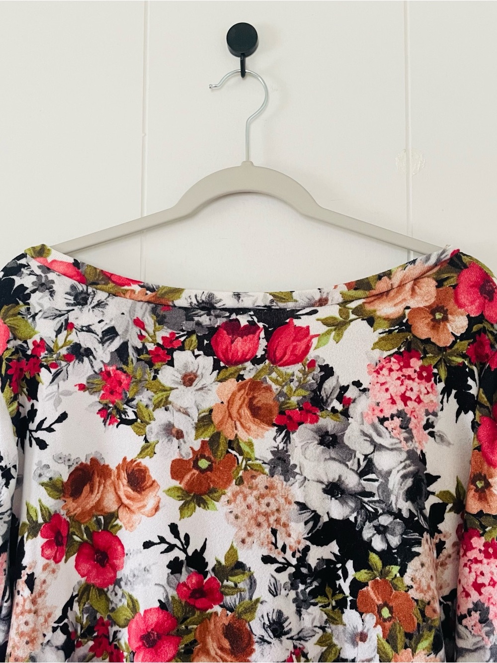 Sew In Love White V-Neck Long Sleeve Top with Pink & Brown Floral - Picture 6 of 7